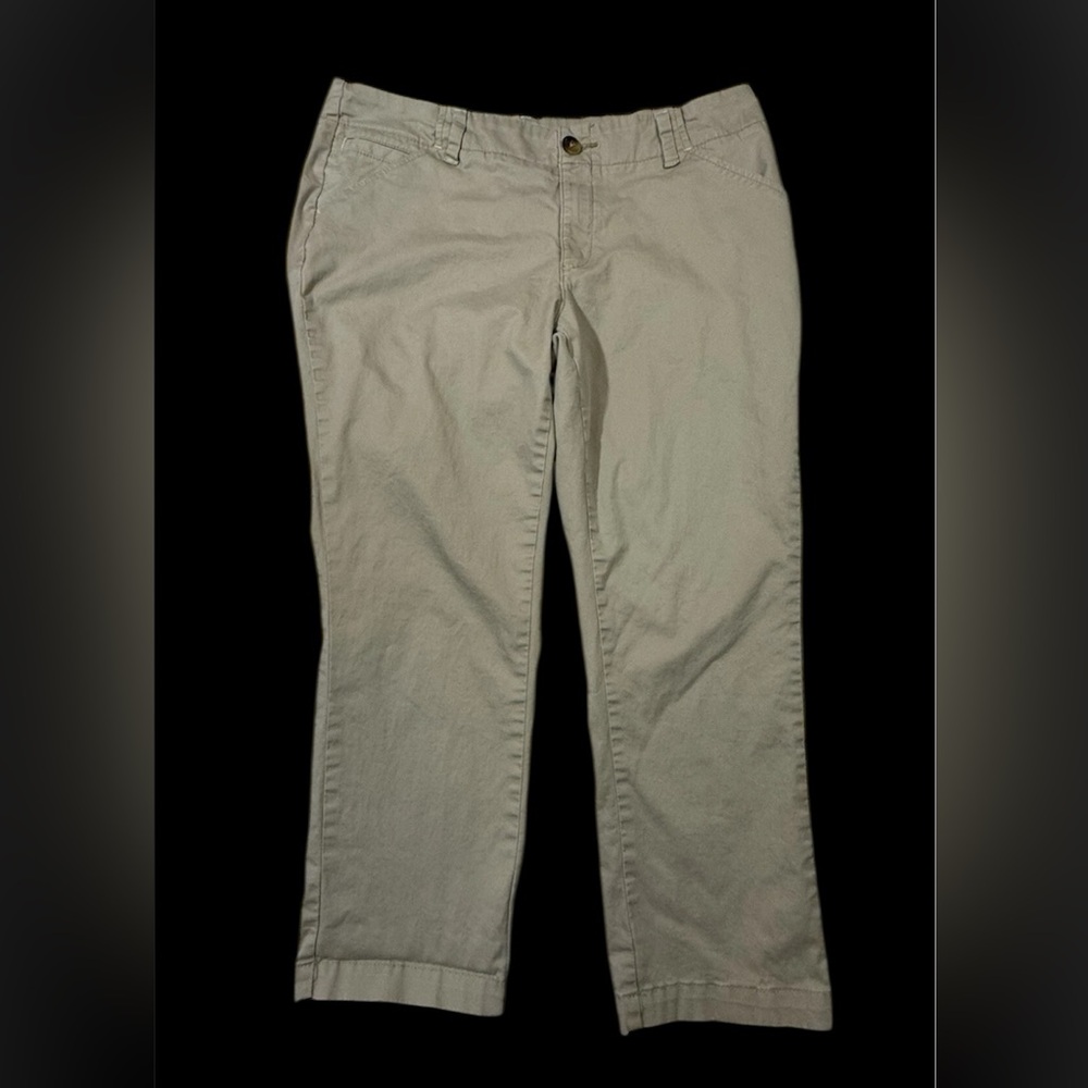 Lee Sz 18W Capri Pants Classic Fit Straight Leg Just Above the Waist TAN